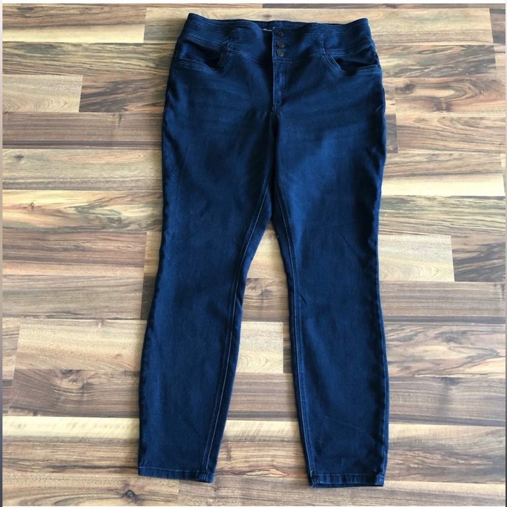 Fashion to Figure high waist jeans